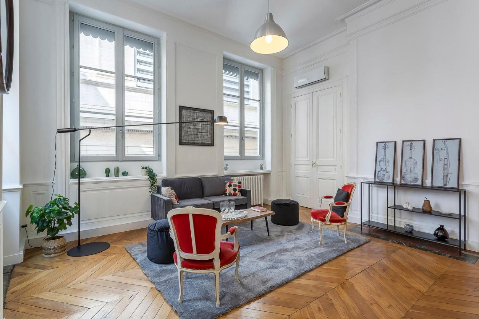 Charlie-Meublee Haut De Gamme-Duplex-260M2-Lyon 1 エクステリア 写真