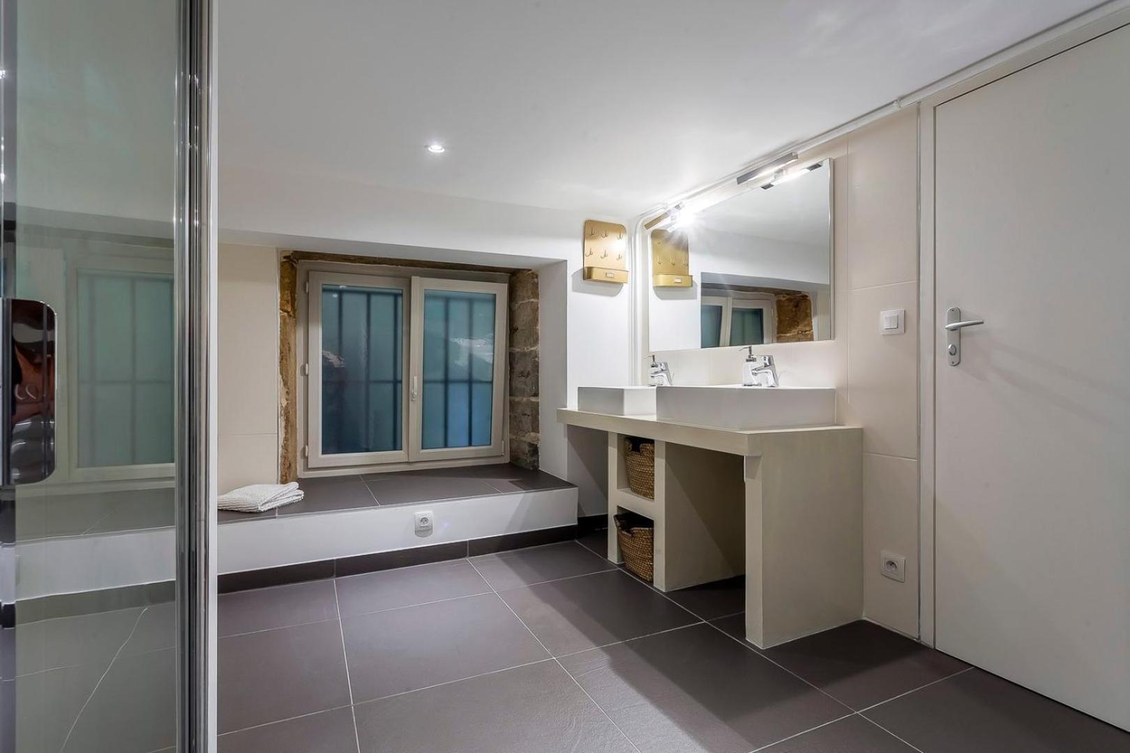 Charlie-Meublee Haut De Gamme-Duplex-260M2-Lyon 1 エクステリア 写真