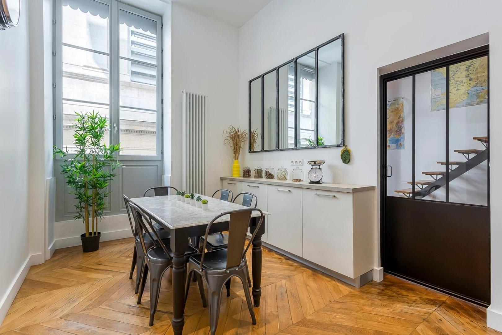 Charlie-Meublee Haut De Gamme-Duplex-260M2-Lyon 1 エクステリア 写真